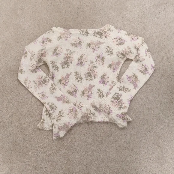 Floral Sweater - Picture 5 of 6